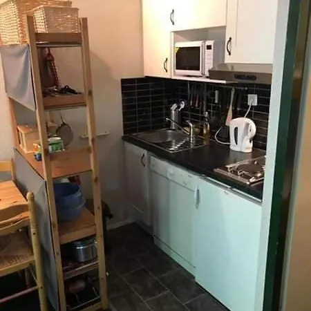 Studio With Terrace & Parking Sleeps 4 Appartement