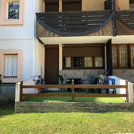 Studio With Terrace & Parking Sleeps 4 Appartement